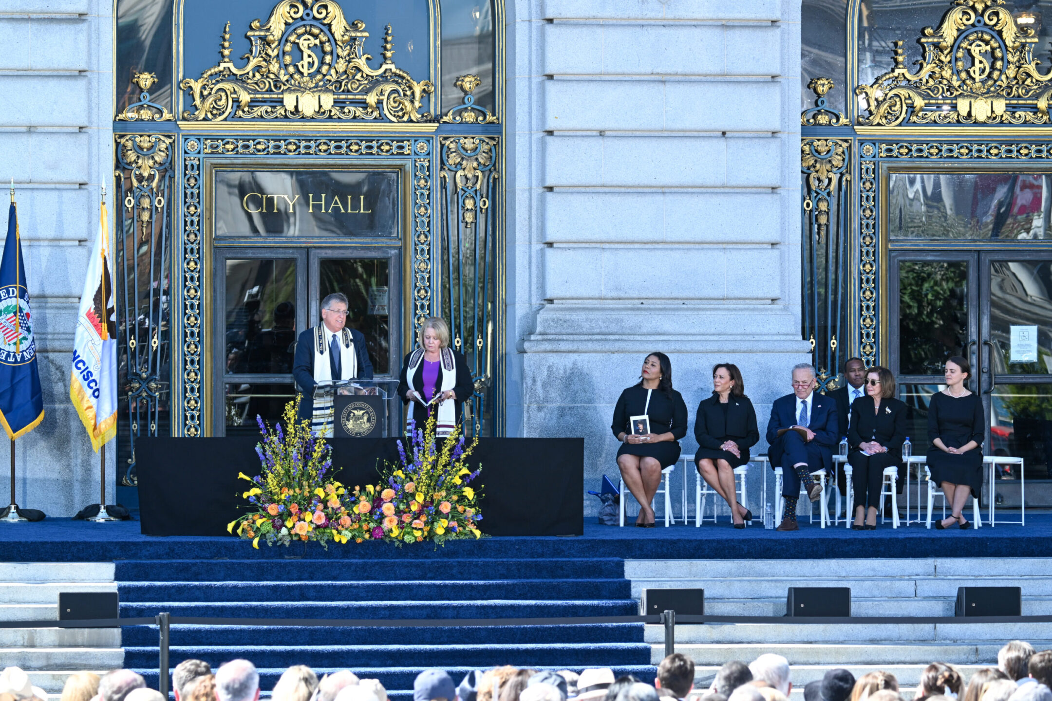 Dianne Feinstein était une « femme de valeur », a déclaré le rabbin lors de la cérémonie commémorative à San Francisco
