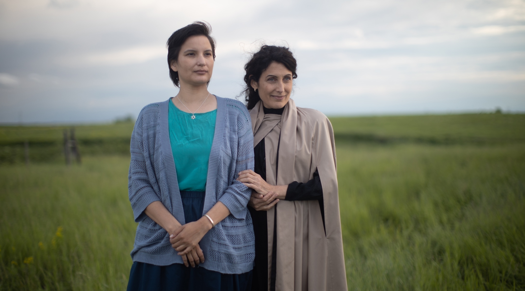 Dans la série PBS « Little Bird », une femme juive dévoile son passé autochtone traumatisant