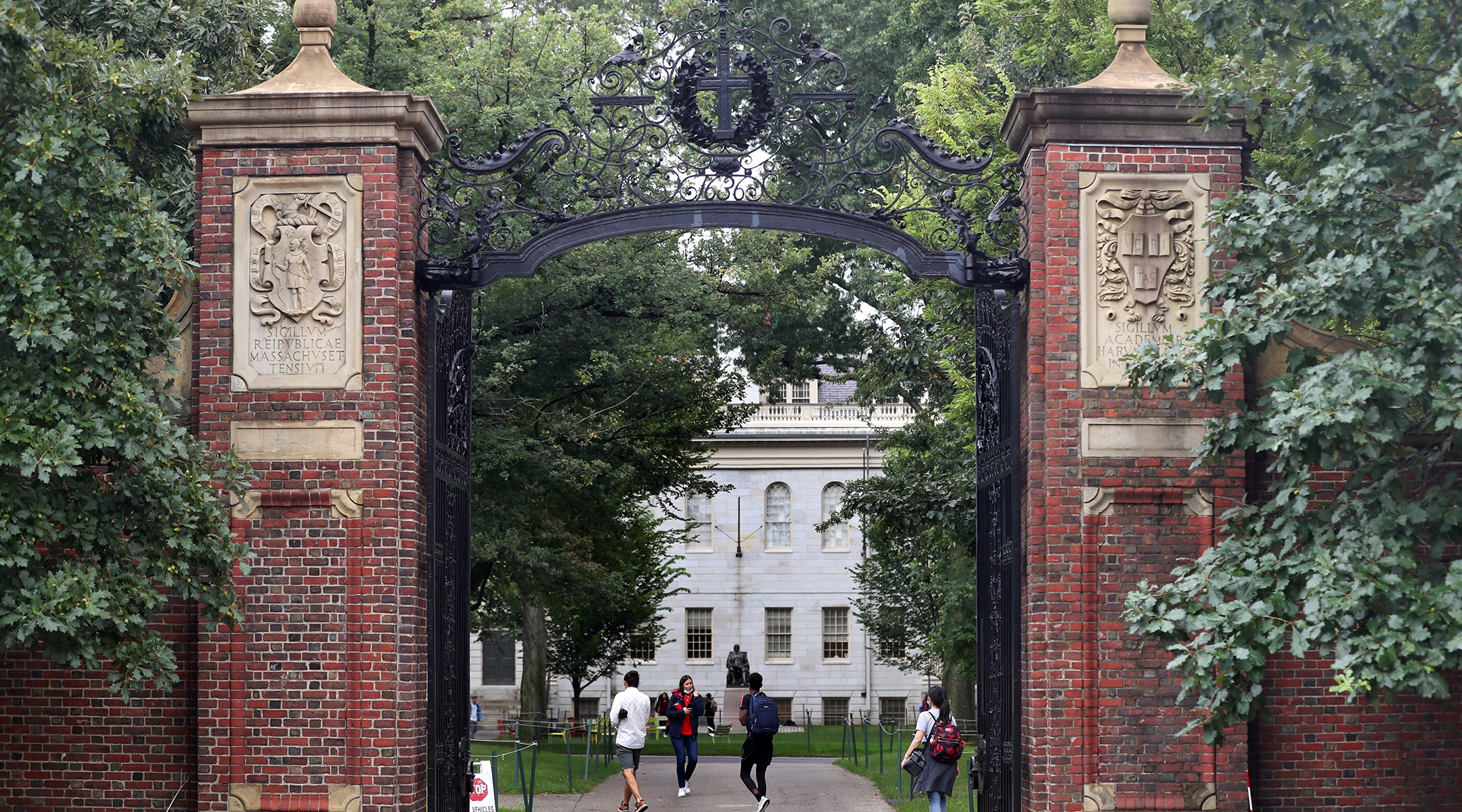 Porte de Harvard Yard.