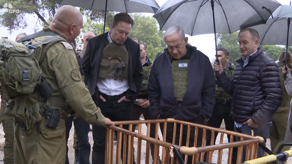 Elon Musk, critiqué pour antisémitisme sur X, se rend en Israël et visite des kibboutz ravagés avec Benjamin Netanyahu