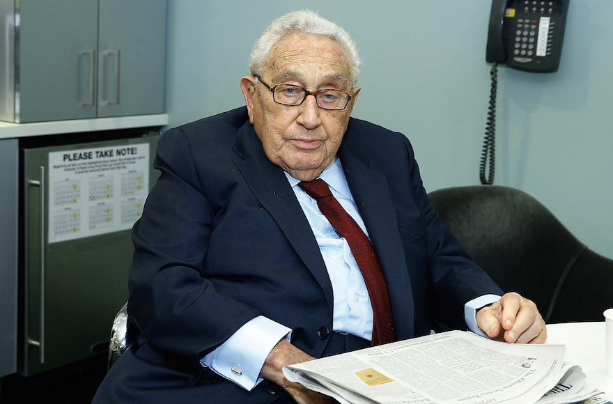 Henry Kissinger, premier secrétaire d'État juif influent, est décédé à 100 ans