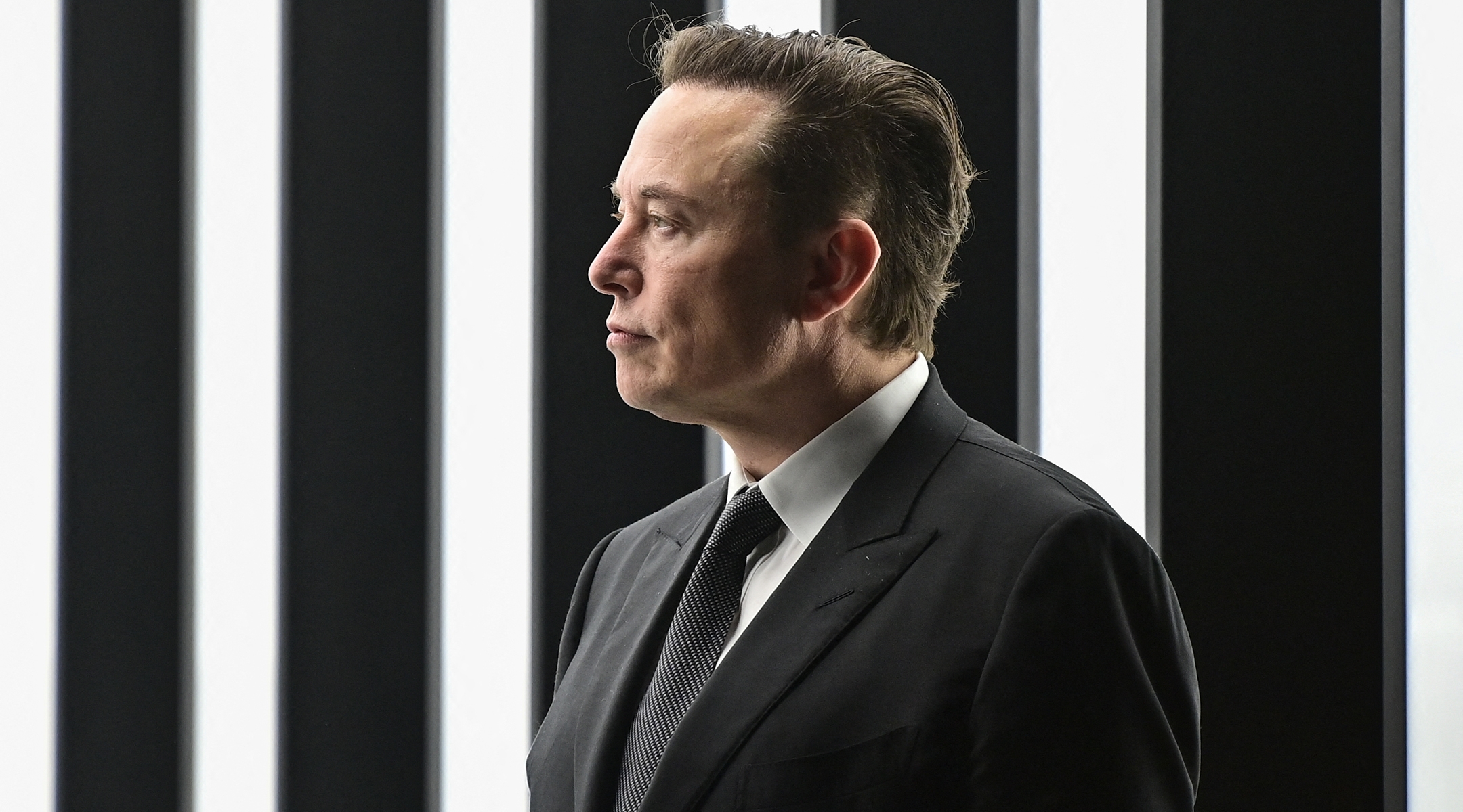 Elon Musk dit qu'il fera don des revenus publicitaires X aux hôpitaux en Israël et à Gaza alors que les annonceurs fuient l'antisémitisme