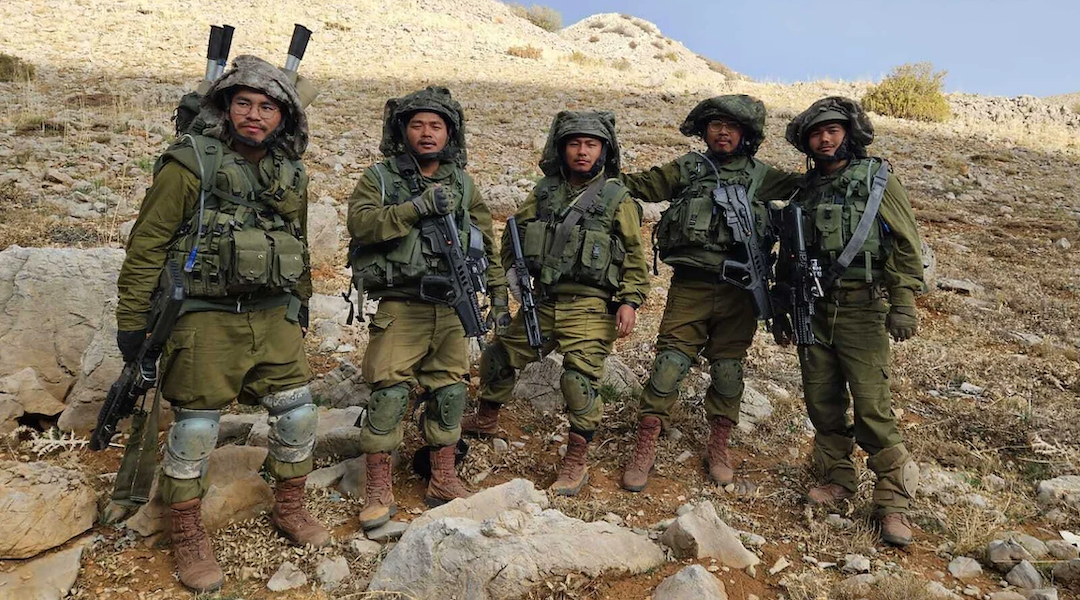 Les Juifs indiens Bnei Menashe ont miraculeusement survécu au 7 octobre. Ils mènent désormais des guerres en Israël et en Inde.