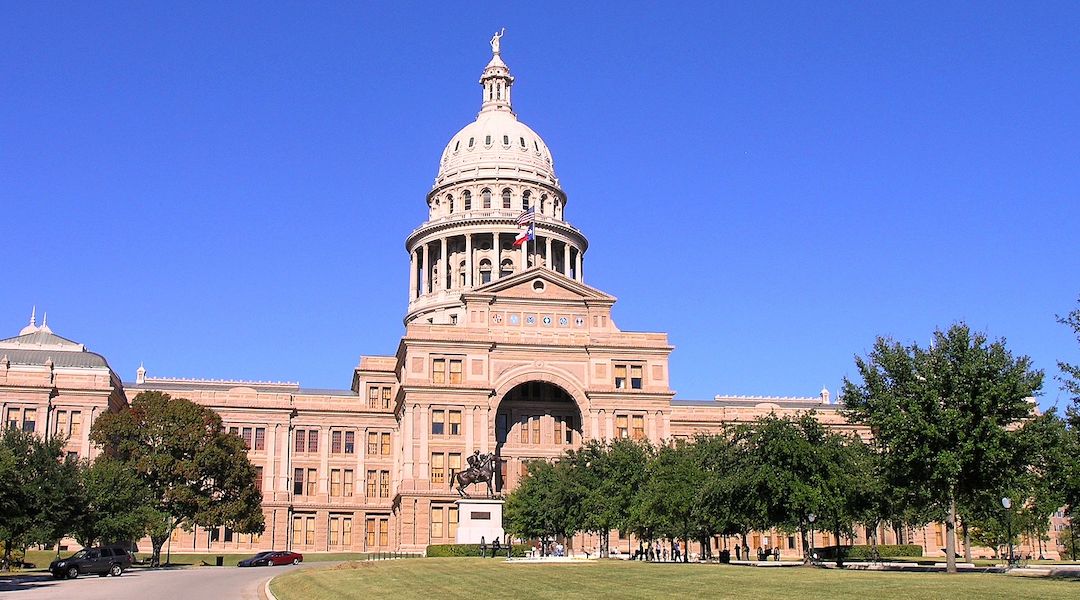 Les dirigeants du Parti républicain du Texas rejettent l'interdiction proposée de s'associer avec des sympathisants nazis et des négationnistes de l'Holocauste