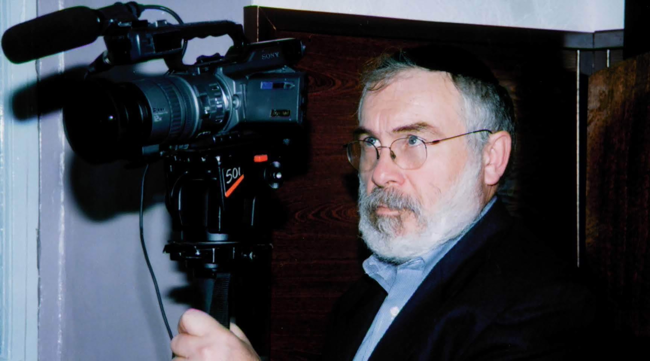 Histoires de vie juives : le cinéaste hassidique Menachem Daum et l'éditrice pionnière Carol Hupping Fisher