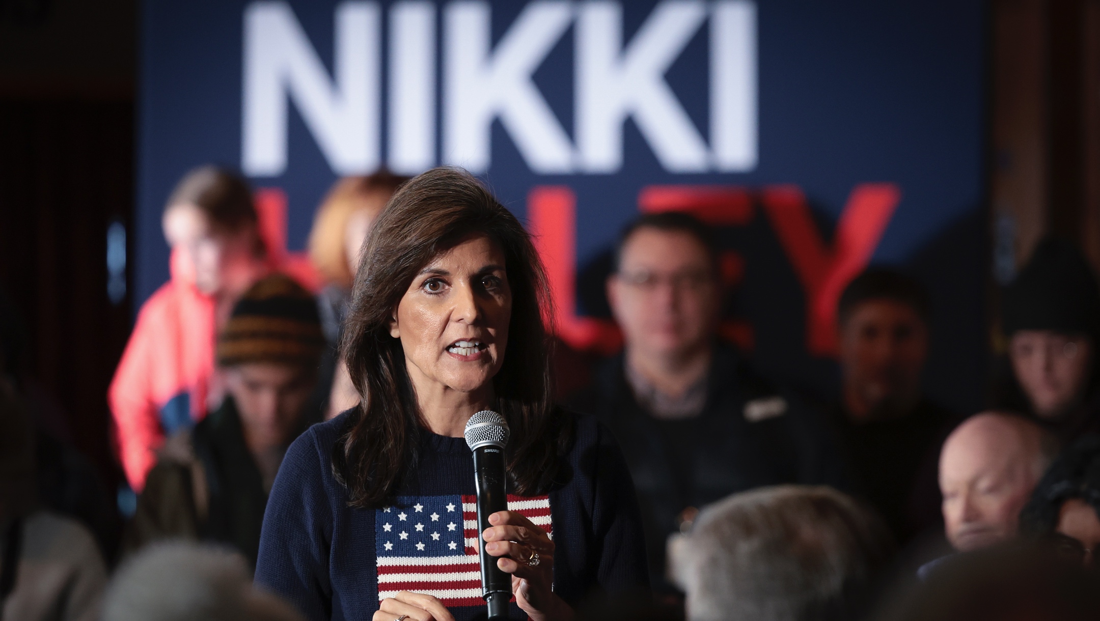 Nikki Haley est devenue la favorite des donateurs républicains juifs à la recherche d’une alternative crédible à Trump.