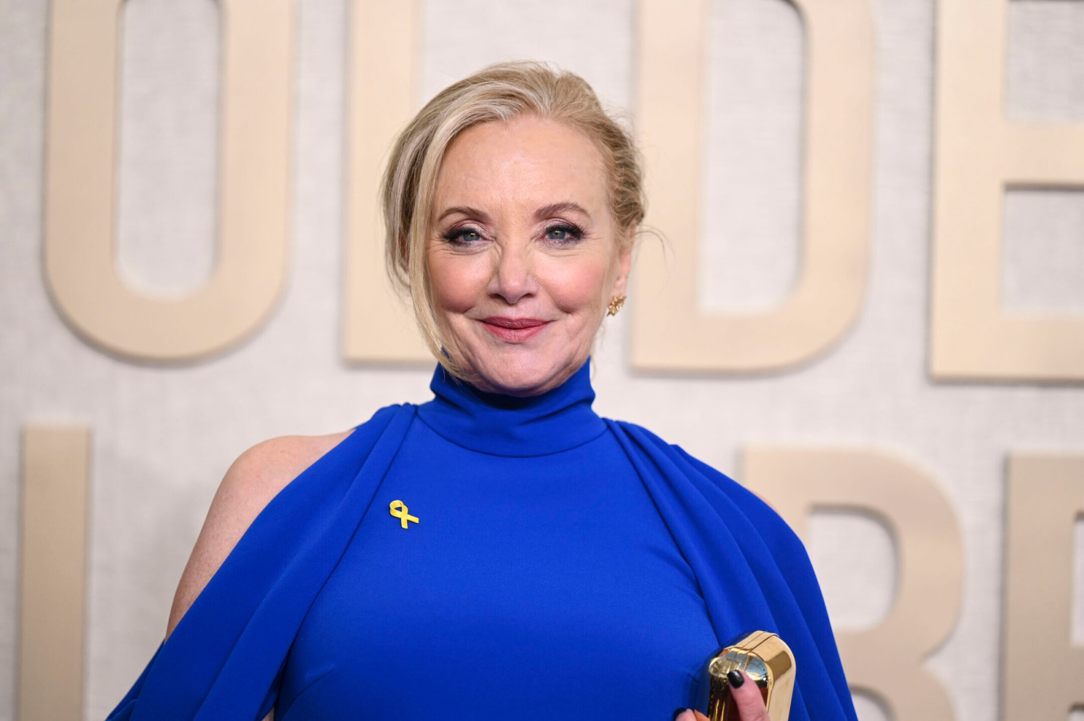 Pourquoi les participants aux Golden Globes portent des épinglettes en ruban jaune lors de la cérémonie de remise des prix 2024