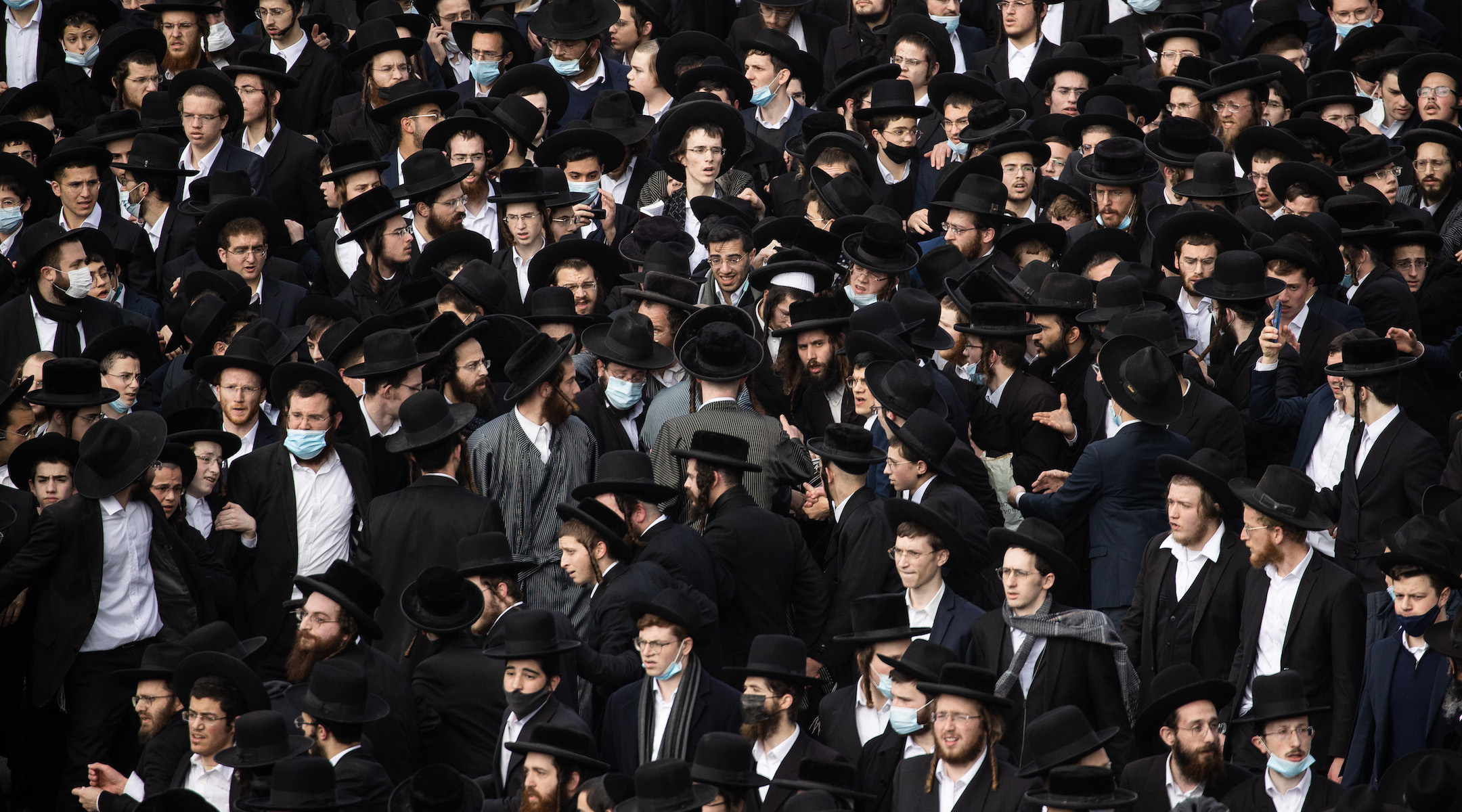 Les juifs orthodoxes ultra-orthodoxes devraient-ils servir dans l’armée israélienne ?  Le débat pourrait faire échouer le gouvernement israélien.