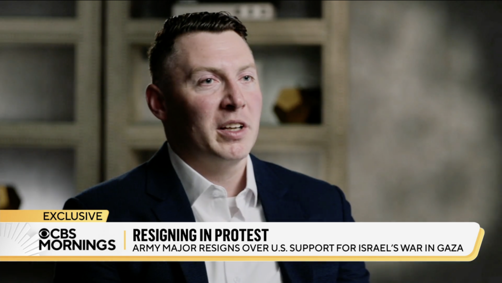 Le major juif de l'armée américaine Harrison Mann explique pourquoi il a démissionné en raison du soutien américain à la guerre à Gaza
