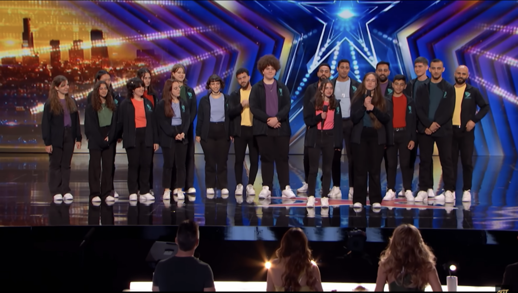 Le chœur des jeunes de Jérusalem poursuit son programme « America's Got Talent » avec une interprétation de « Home »