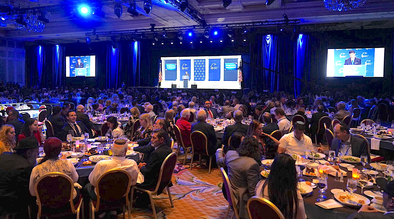 Le rassemblement annuel des républicains juifs débute avec les dirigeants du parti appelant à agir contre l'antisémitisme