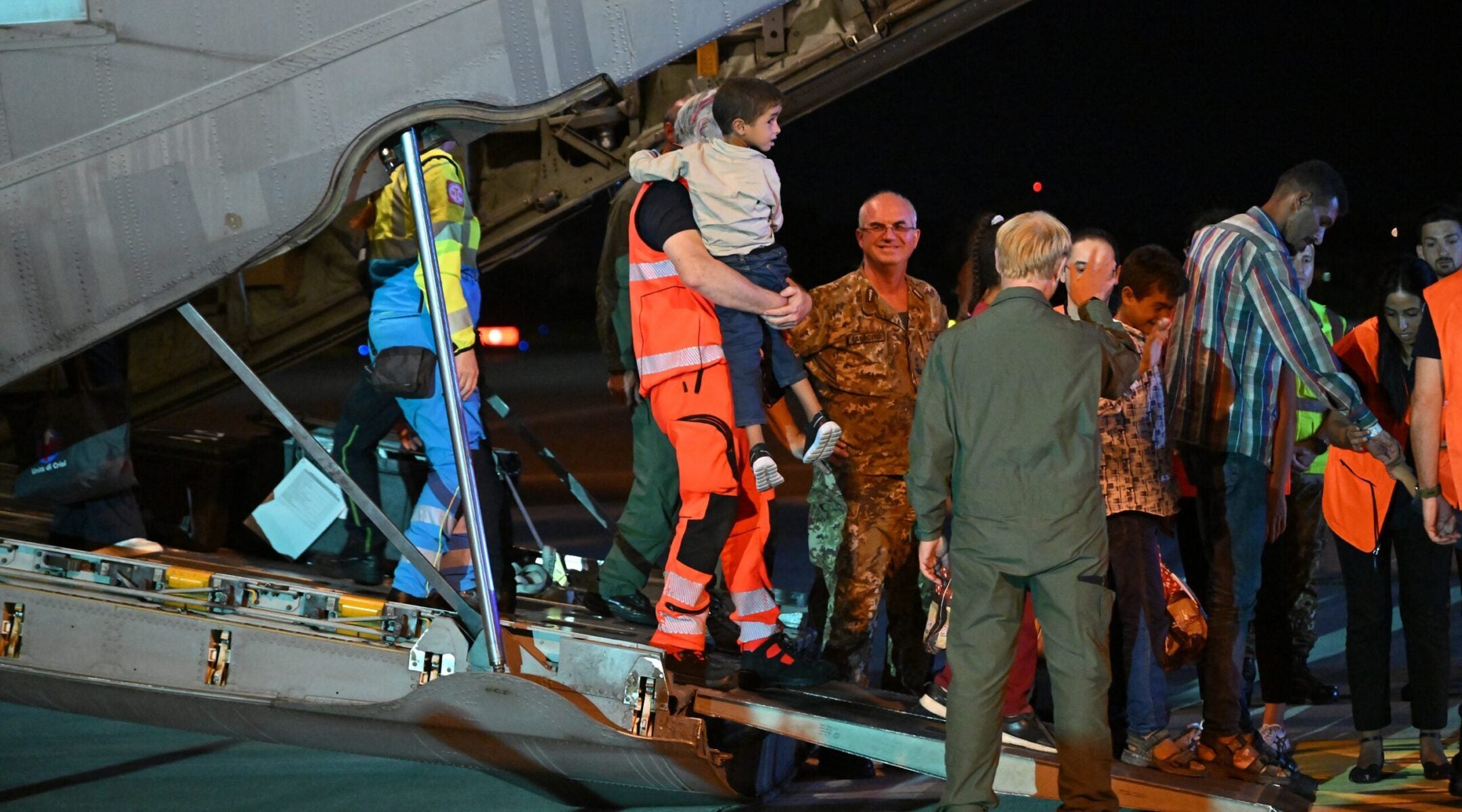 Les États-Unis suspendent les visas de Gaza après que Laura Loomer a critiqué l'admission des enfants pour les soins médicaux