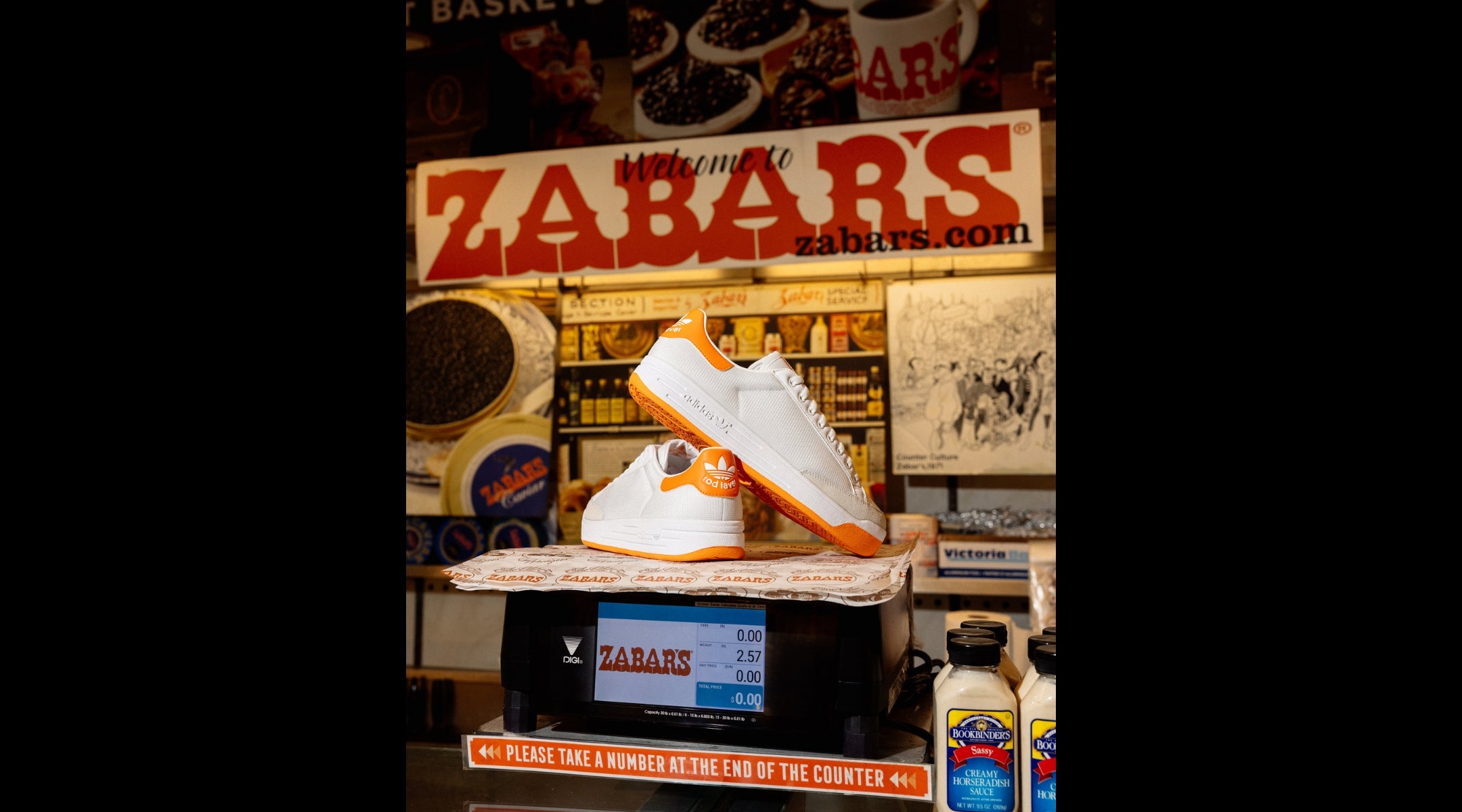 Zabar's, l'emblématique UWS Jewish Grocery, inspire une nouvelle sneaker adidas